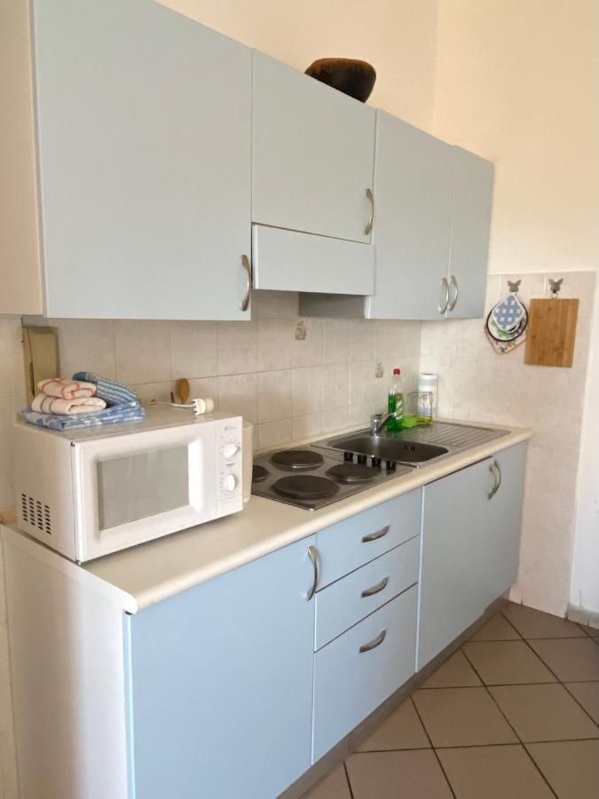 Apartment Tirreno Тирренія Екстер'єр фото
